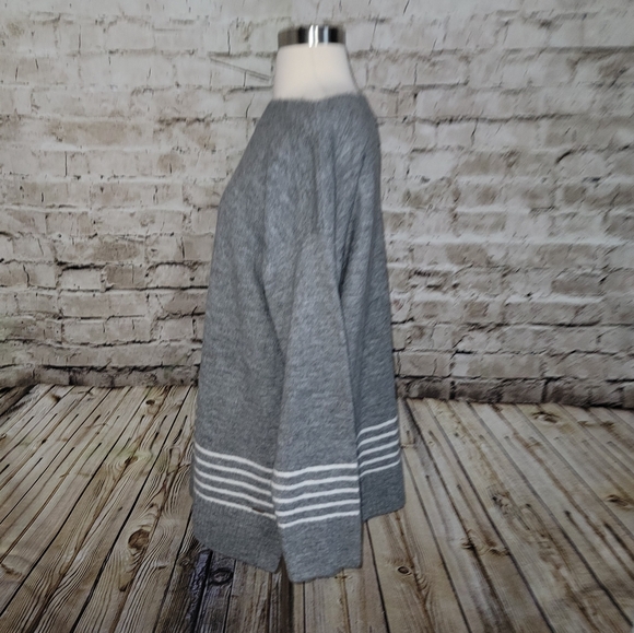 DKNY Sweater Size L Gray/Off White - Picture 2 of 8